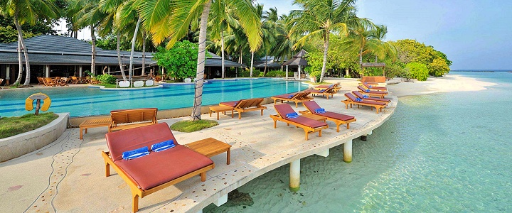 Royal Island Resort & Spa