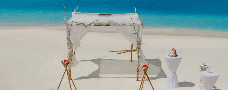 Свадебный павильон в отеле Noku Maldives