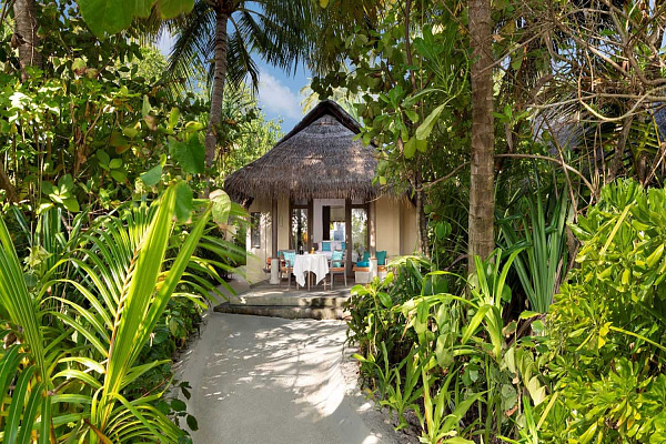 Anantara Dhigu Maldives Resort & Spa Anantara Dhigu Maldives Resort & Spa