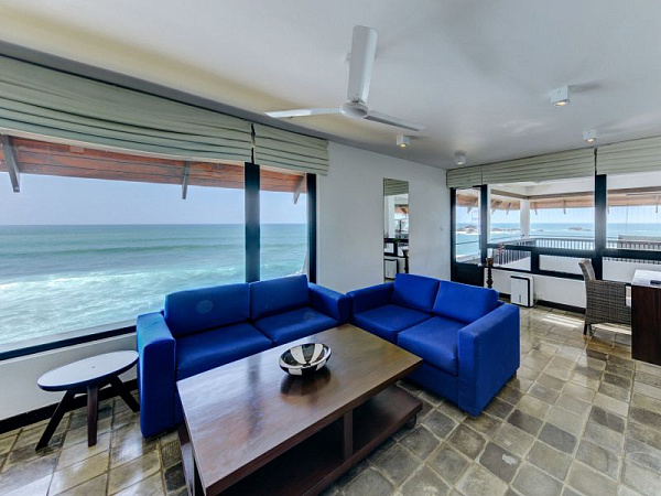 Hikka Tranz by Cinnamon Hikka Tranz by Cinnamon