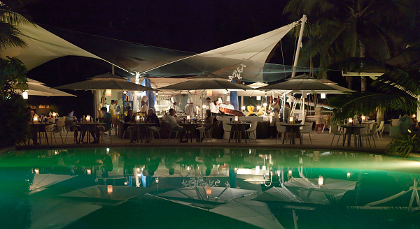 Holiday Inn Resort Kandooma Maldives Holiday Inn Resort Kandooma Maldives