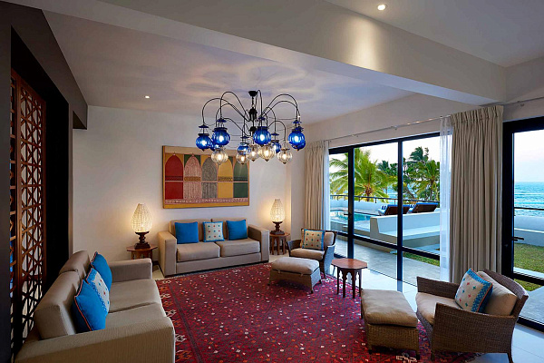 Cinnamon Bey Cinnamon Bey