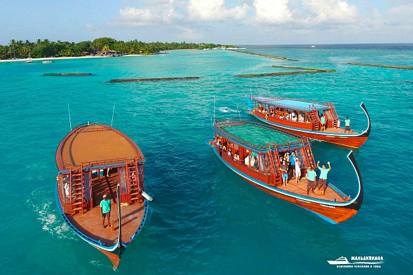 Sheraton Maldives Full Moon Resort and Spa Sheraton Maldives Full Moon Resort and Spa