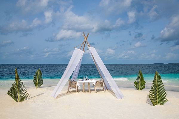 Anantara Kihavah Villas Anantara Kihavah Villas