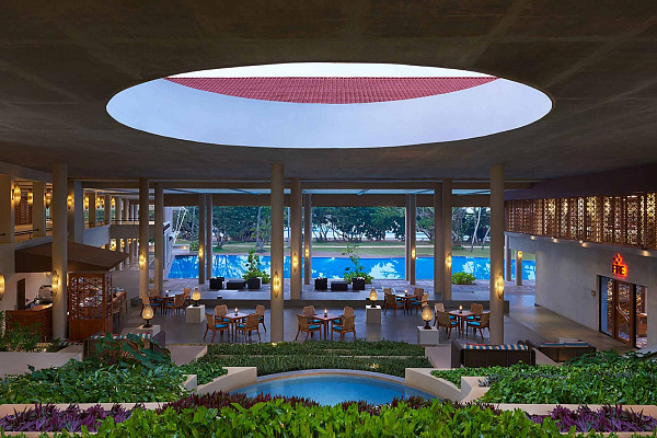 Cinnamon Bey Cinnamon Bey