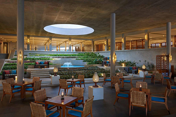 Cinnamon Bey Cinnamon Bey