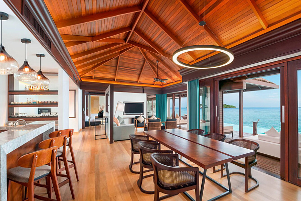 Sheraton Maldives Full Moon Resort and Spa Sheraton Maldives Full Moon Resort and Spa