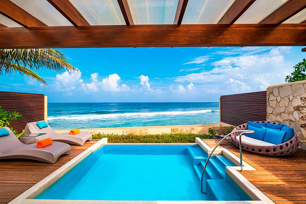 Sheraton Maldives Full Moon Resort and Spa Sheraton Maldives Full Moon Resort and Spa