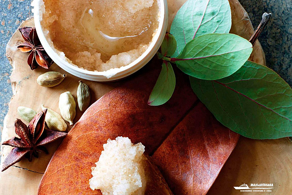 Sheraton Maldives Full Moon Resort and Spa Sheraton Maldives Full Moon Resort and Spa