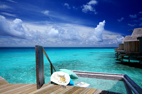 Centara Ras Fushi Resort&Spa Maldives Centara Ras Fushi Resort&Spa Maldives