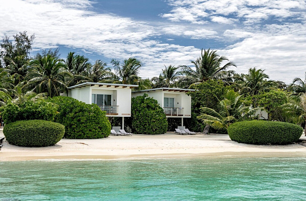 Holiday Inn Resort Kandooma Maldives Holiday Inn Resort Kandooma Maldives