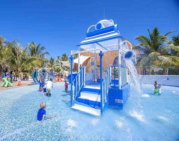 Holiday Inn Resort Kandooma Maldives Holiday Inn Resort Kandooma Maldives