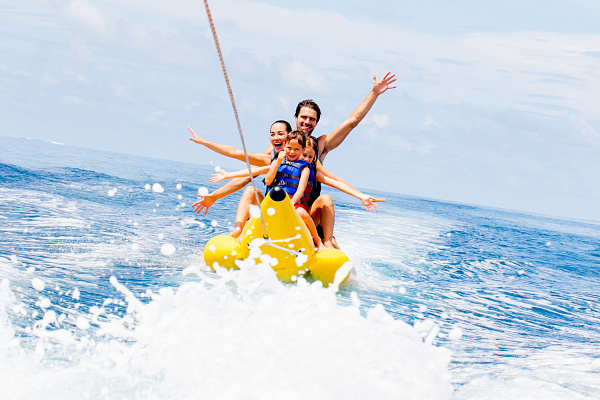 Holiday Inn Resort Kandooma Maldives Holiday Inn Resort Kandooma Maldives