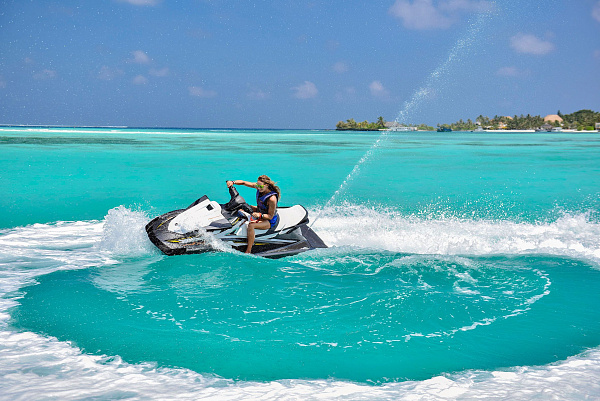 Holiday Inn Resort Kandooma Maldives Holiday Inn Resort Kandooma Maldives