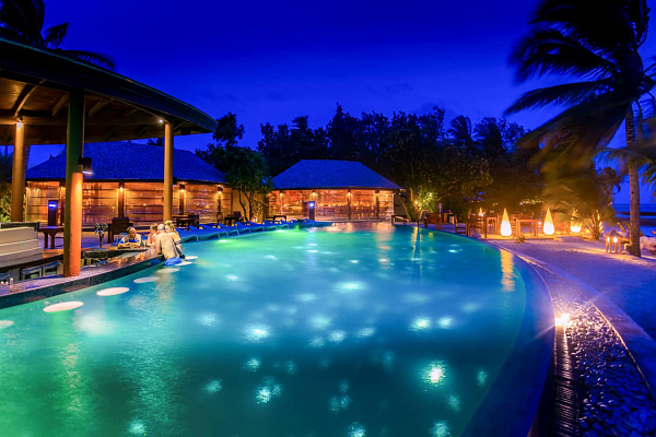 Centara Ras Fushi Resort&Spa Maldives Centara Ras Fushi Resort&Spa Maldives