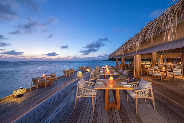 Anantara Kihavah Villas Anantara Kihavah Villas